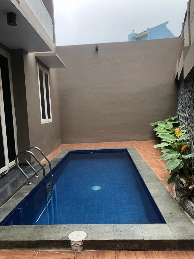 Villa Kusuma Hill A8 Бату Екстериор снимка