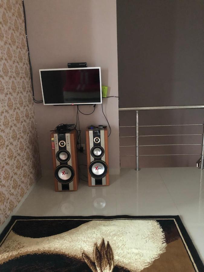 Villa Kusuma Hill A8 Бату Екстериор снимка