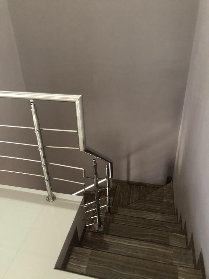 Villa Kusuma Hill A8 Бату Екстериор снимка