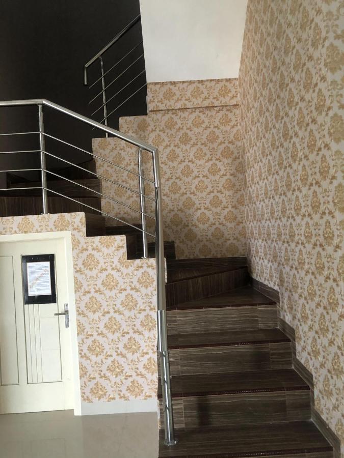 Villa Kusuma Hill A8 Бату Екстериор снимка